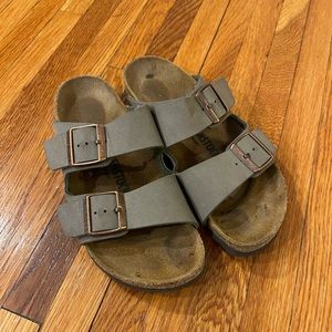 Stone Gray 2 Strap Birkenstock’s